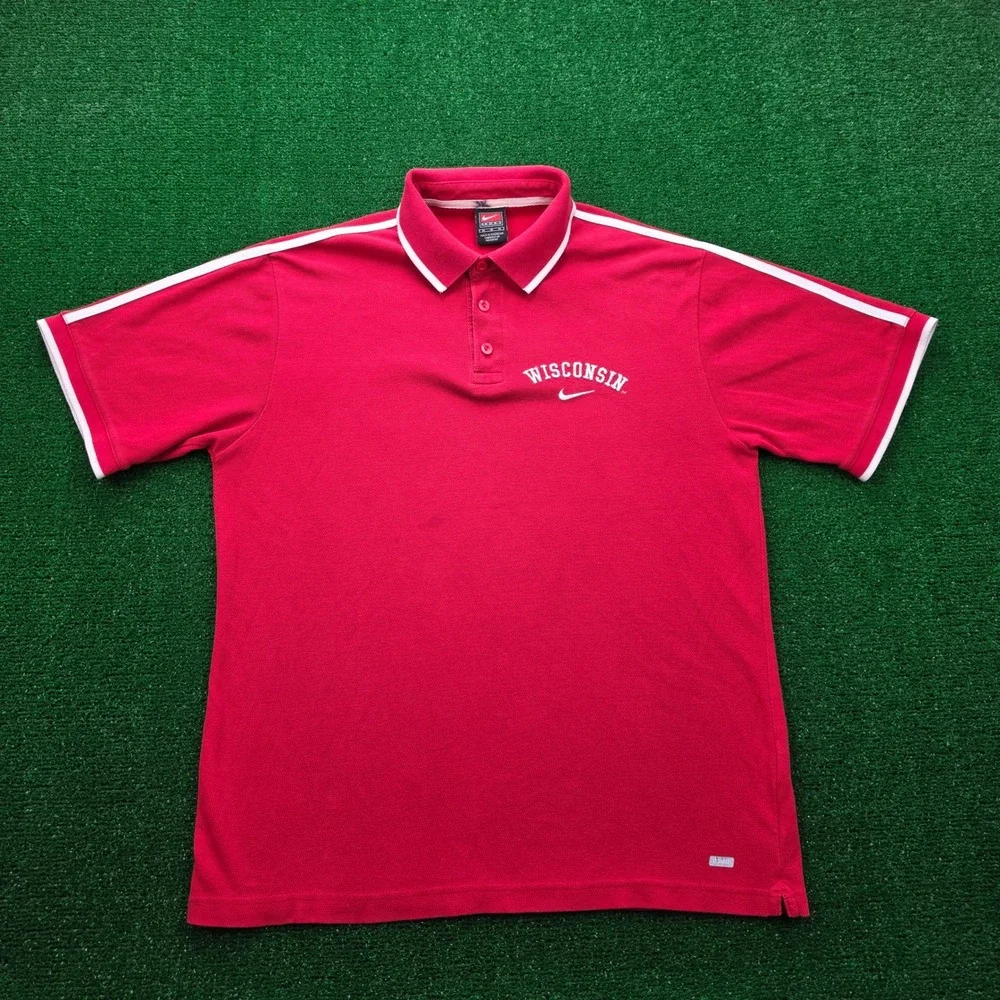 Vintage Y2K Wisconsin Badgers Nike Team Embroidered Polo Shirt Mens Medium Red